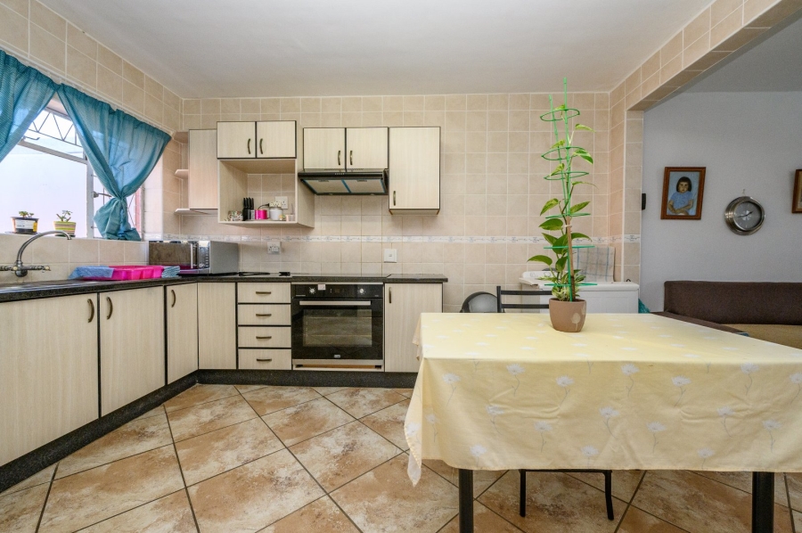  Bedroom Property for Sale in Kabega Park Eastern Cape